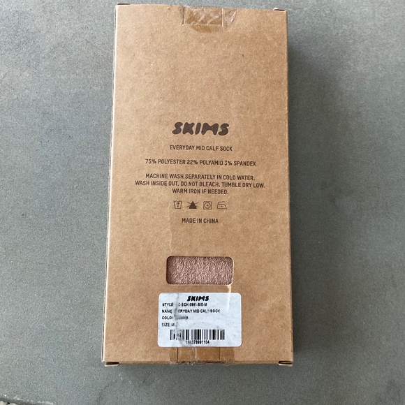 #87, 90, 92 NWT SKIMS EVERYDAY MID CALF SOCK COLOR:SIENNA SIZE: MEDIUM - Picture 1 of 3